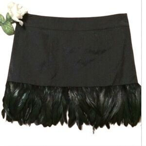 Twelve by Twelve Los Angeles Feather Hem Mini, Size M